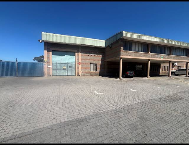 2,443M² WAREHOUSE TO LET IN EPPING INDUSTRIAL